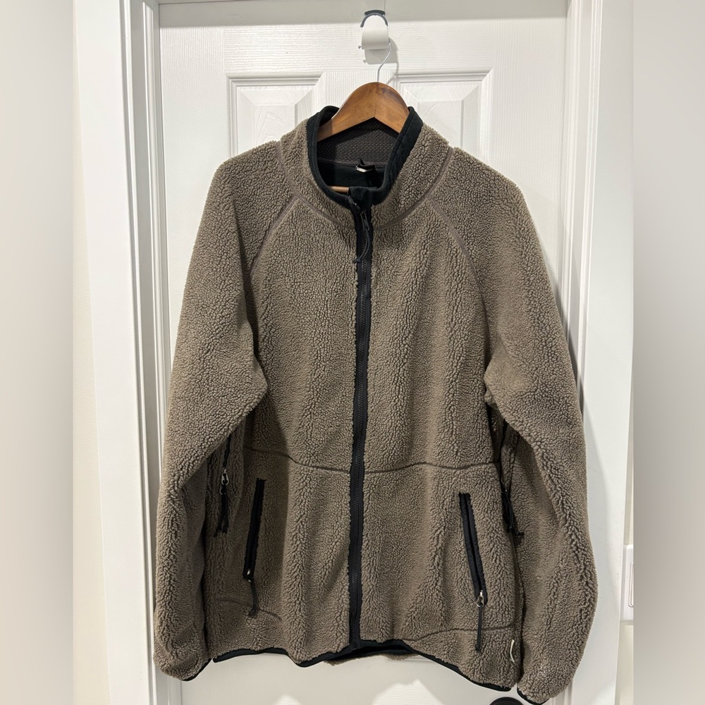 Vintage Mountain equipment co-op Men's Light Brown Fleece Jacket XL